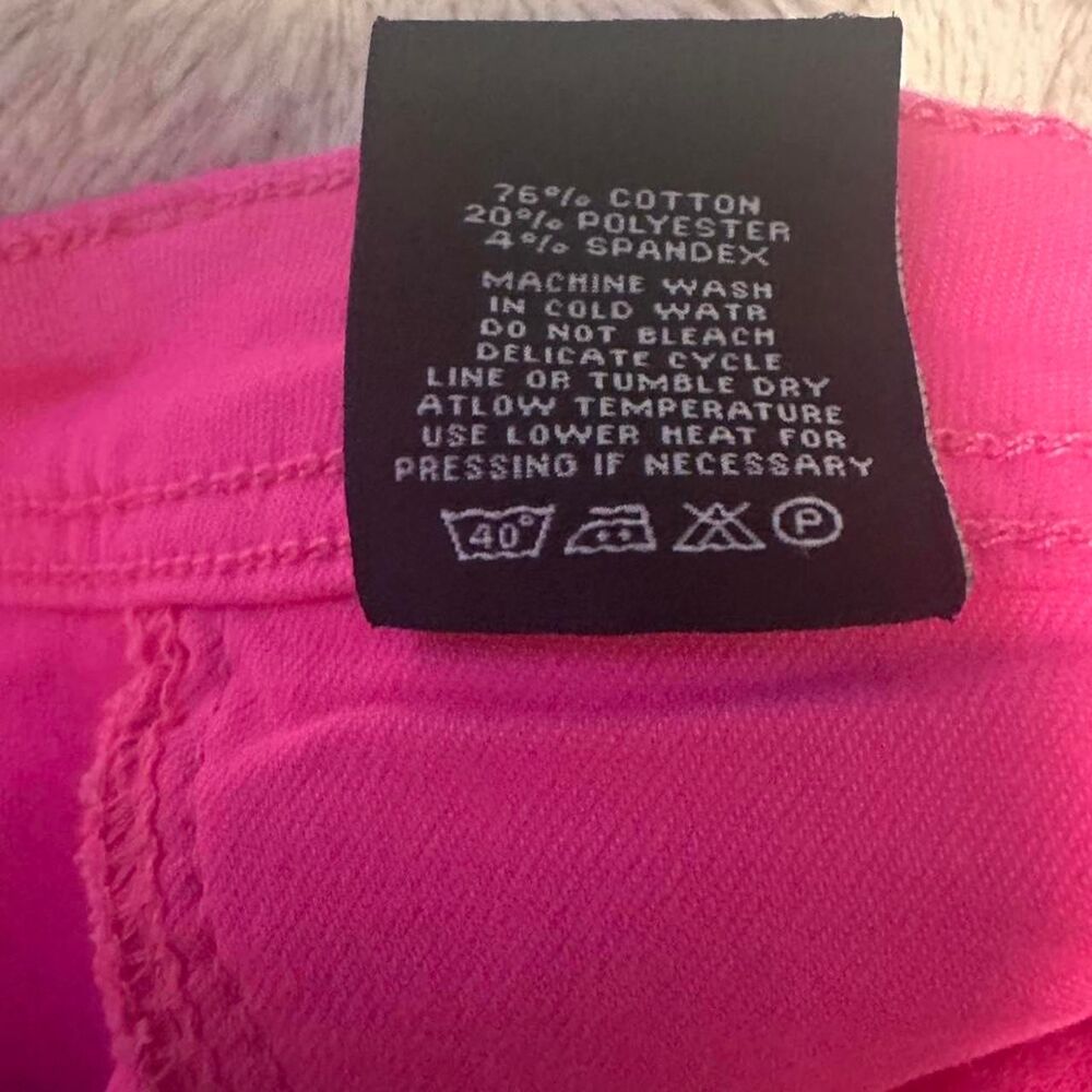 Lover Women's Pink Shorts - Picture 4 of 6